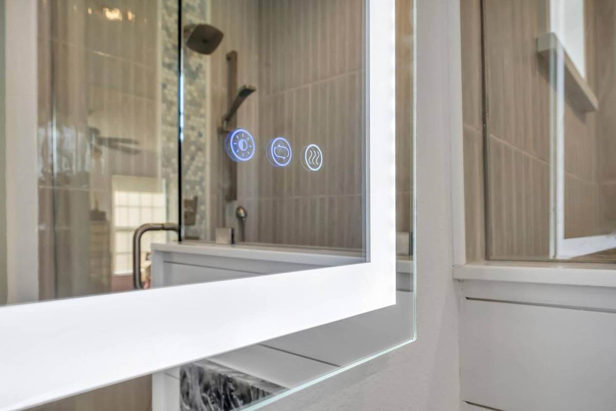 Modern Master with Patterned Tile