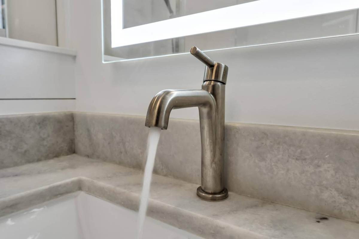 Star-Tile Custom Bath